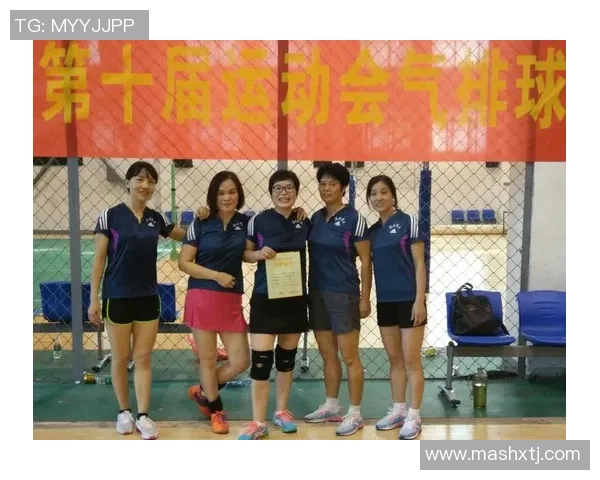 广州排球队在全国排球团队协作排行榜中荣获第十名的佳绩